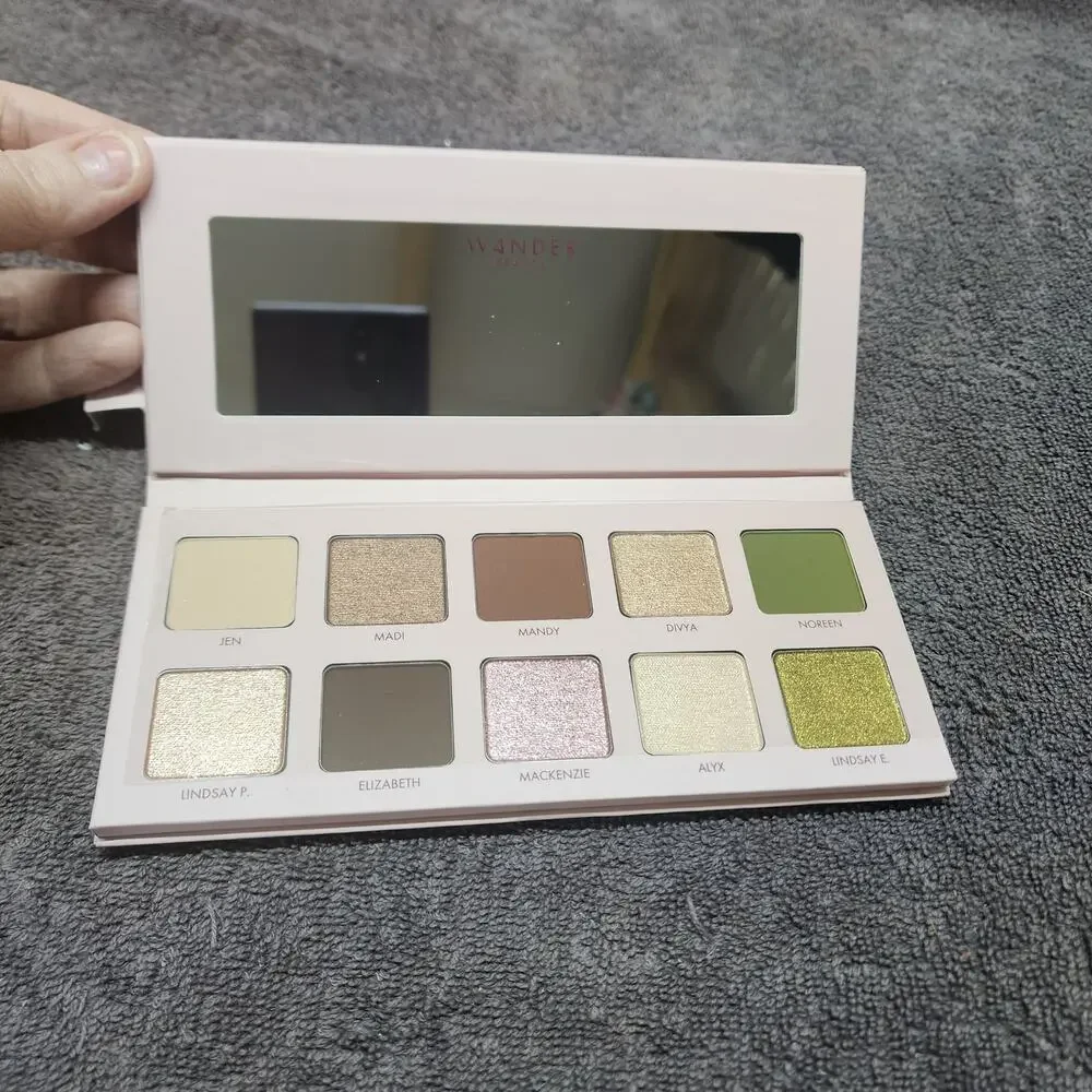 Wander Beauty eyeshadow palette 10 shades b34